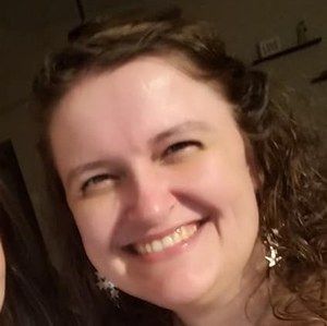 Meet your Posher, Alicia